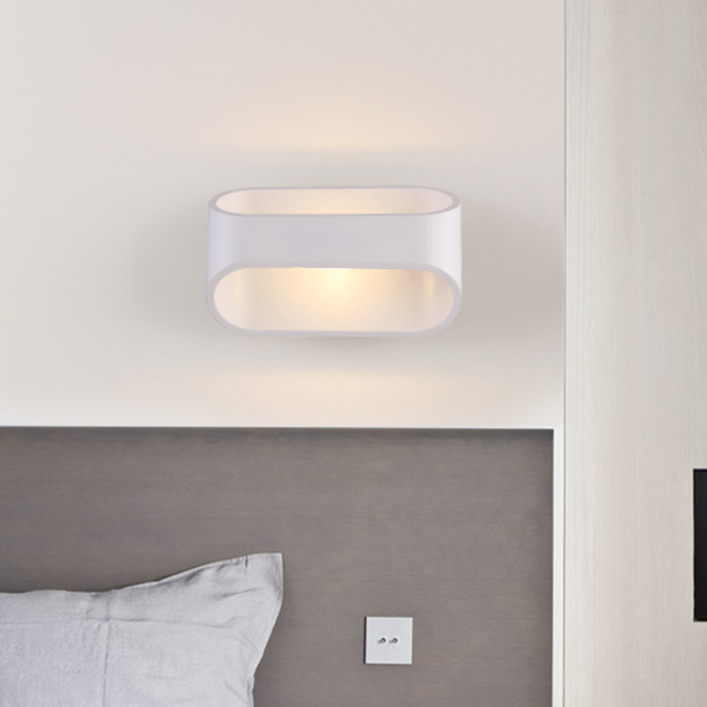 Applique LED luxueuse en aluminium pour intérieurs modernes Wall lamps Electro Paris