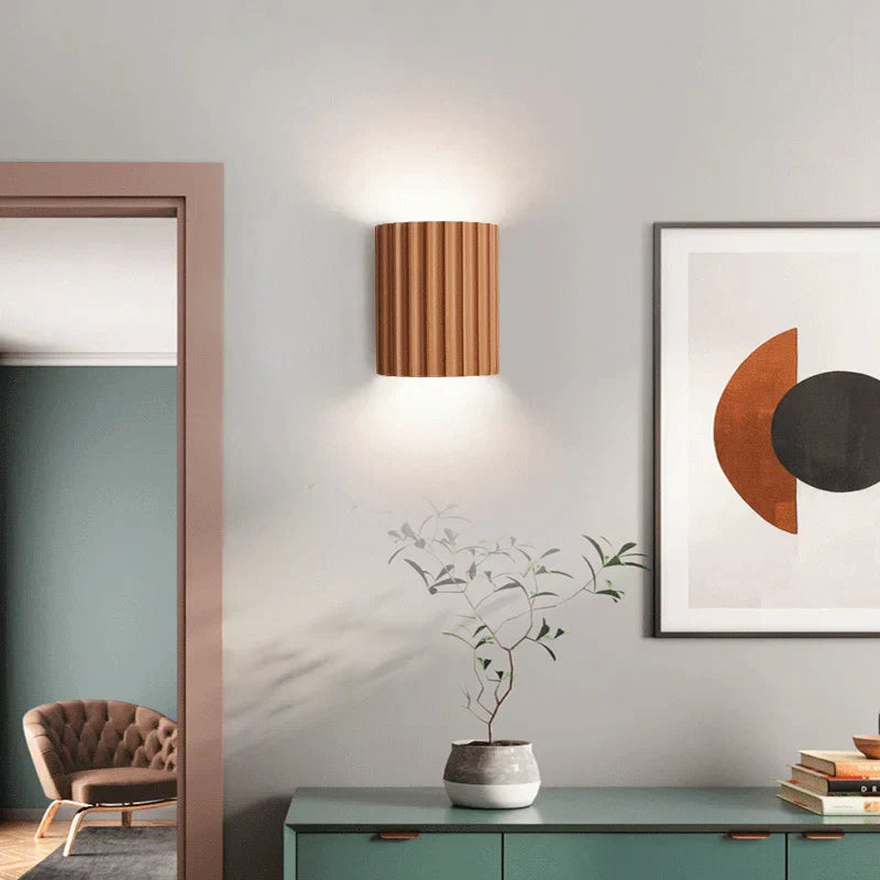 Applique Murale Contemporaine en Résine pour un Éclairage Élégant Wall lamps Electro Paris