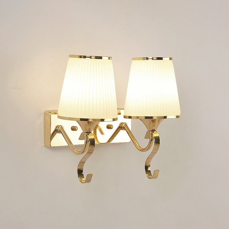 Applique murale moderne avec abat-jour incurvé artistique Wall lamps Electro Paris Trapèze 2-lumières