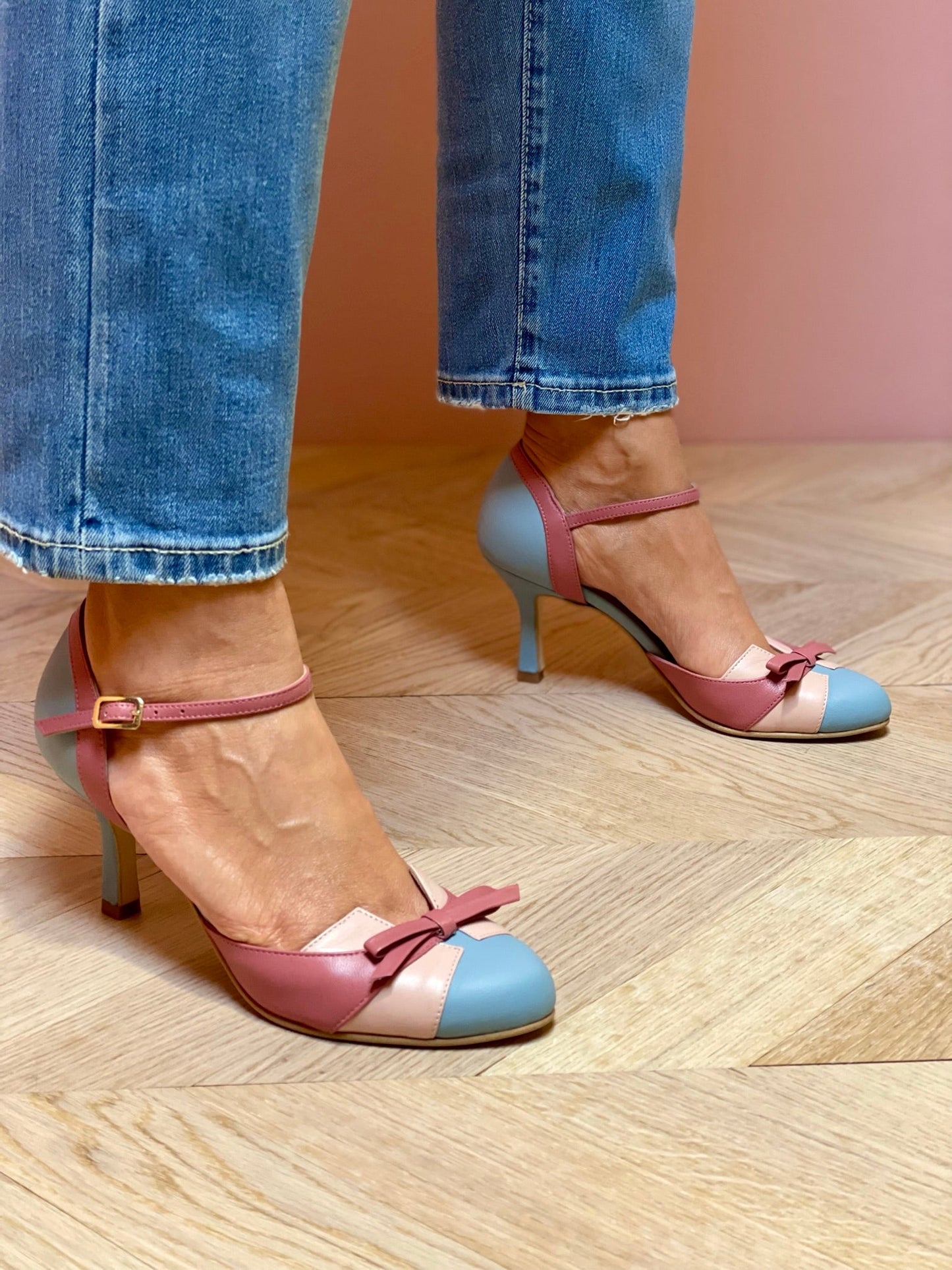 Escarpins pour femmes – Élégance et confort pour tous les jours Women Shoes Electro Paris