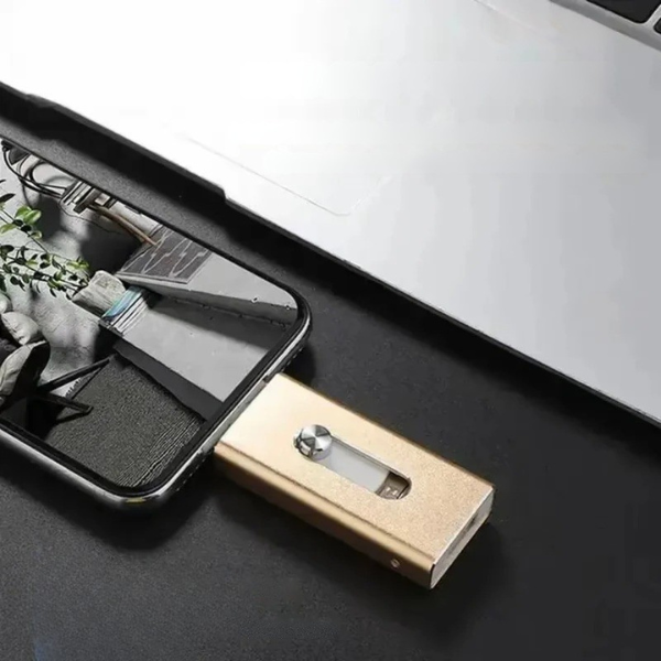 Clé USB Multiport 3-en-1 – Stockage Pratique Electro Paris