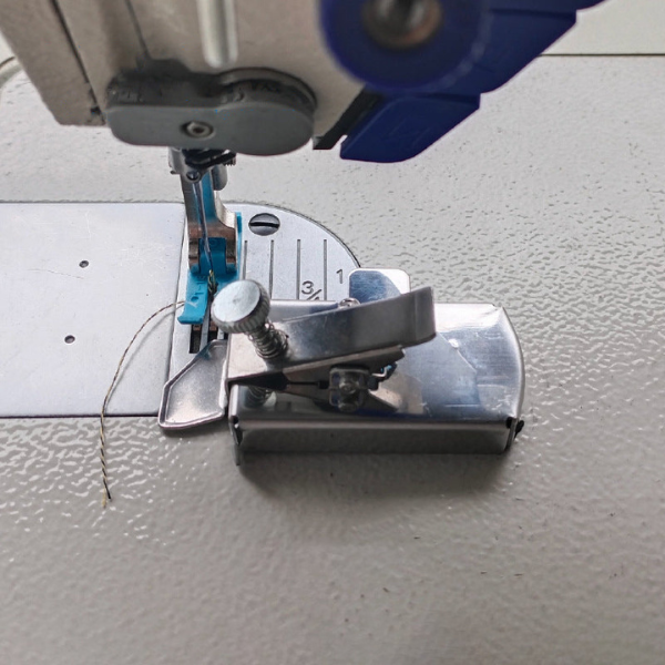 Couture Parfaite – Transformez Vos Projets en Œuvres Professionnelles Magnetic Sewing Guide Electro Paris