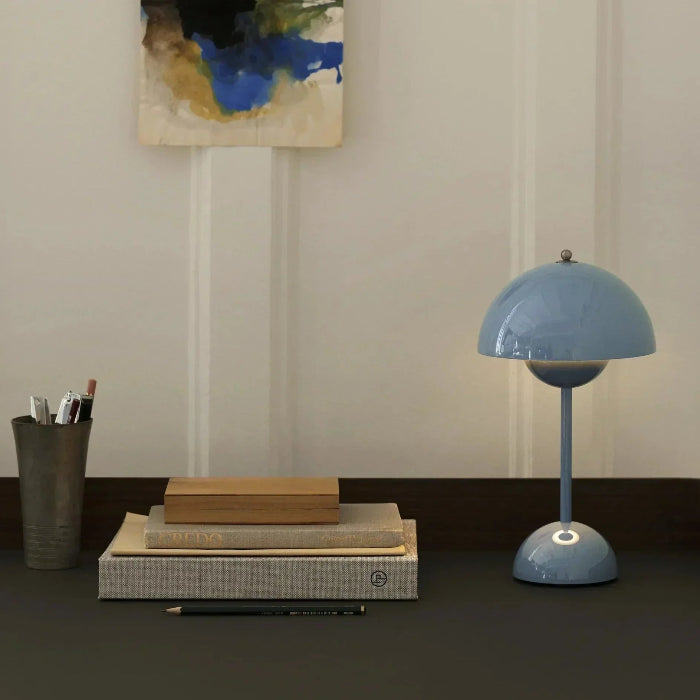 Lampe de Table LED Moderne à Éclairage Doux Table Lamp Electro Paris