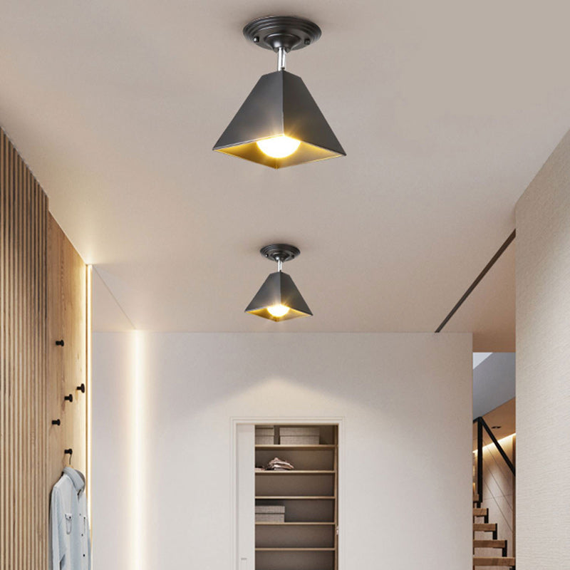 Plafonnier semi-monté géométrique pour espaces modernes Ceiling Lamp Electro Paris