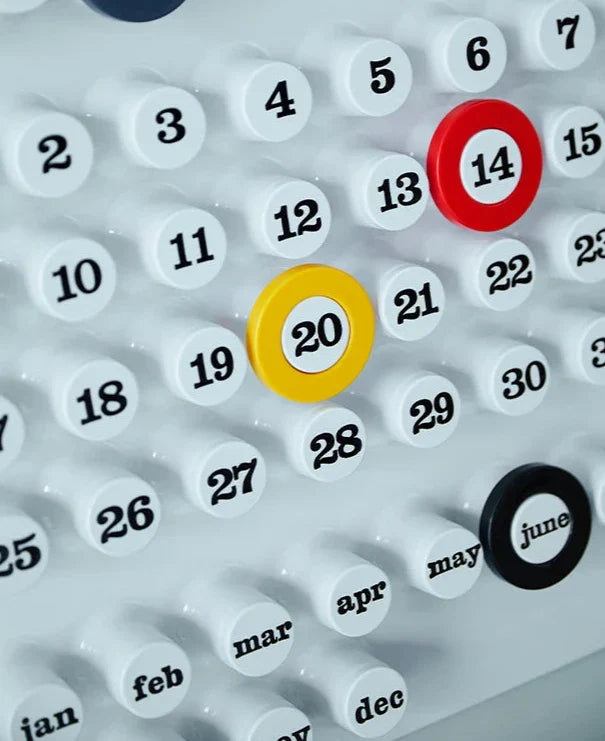 Calendrier Mural Rétro Avec Marqueur De Date À Anneaux Pour Organisation Quotidienne Élégante Calendar Electro Paris