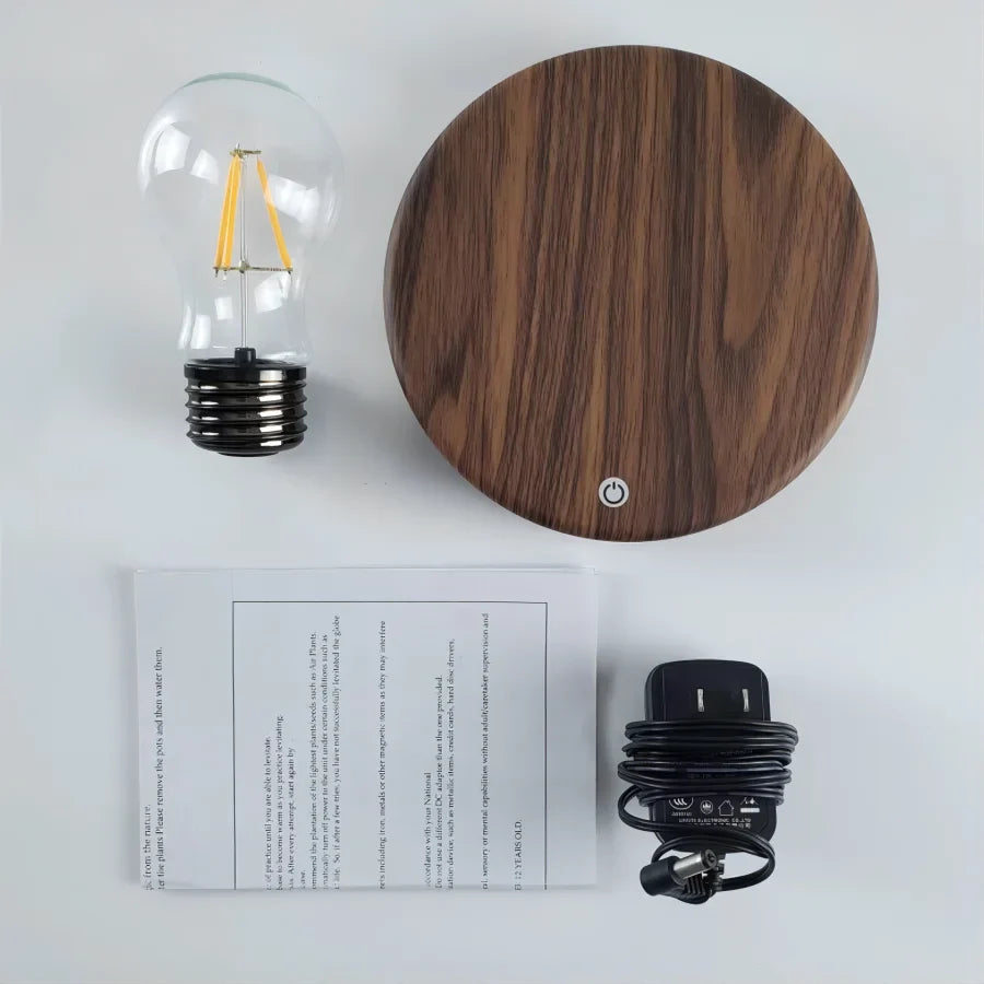 Lampe Flottante LED avec Ampoule Magnétique en Verre et Base en Bois Light Electro Paris