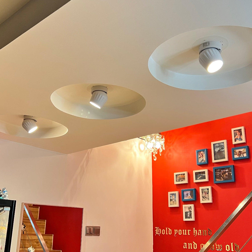 Spot de plafond minimaliste avec tête pivotante Ceiling Lamp Electro Paris