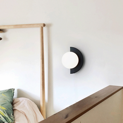 Applique Murale LED Astra – Design Moderne Demi-Lune Indoor Wall Lamp Electro Paris