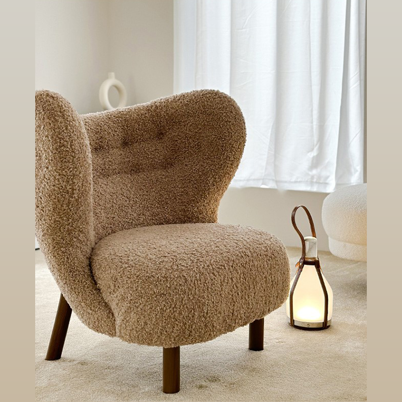 Lampe De Table En Verre Givré Moderne Avec Courroie En Cuir Pour Ambiances Élégantes Table Lamps Electro Paris