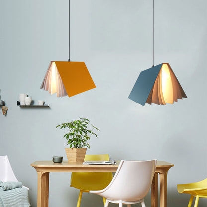 Suspension Livre Volant en Métal et PVC – Luminaire Suspendu Moderne Lumière Ceiling Light Electro Paris