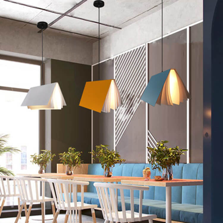 Suspension Livre Volant en Métal et PVC – Luminaire Suspendu Moderne Lumière Ceiling Light Electro Paris