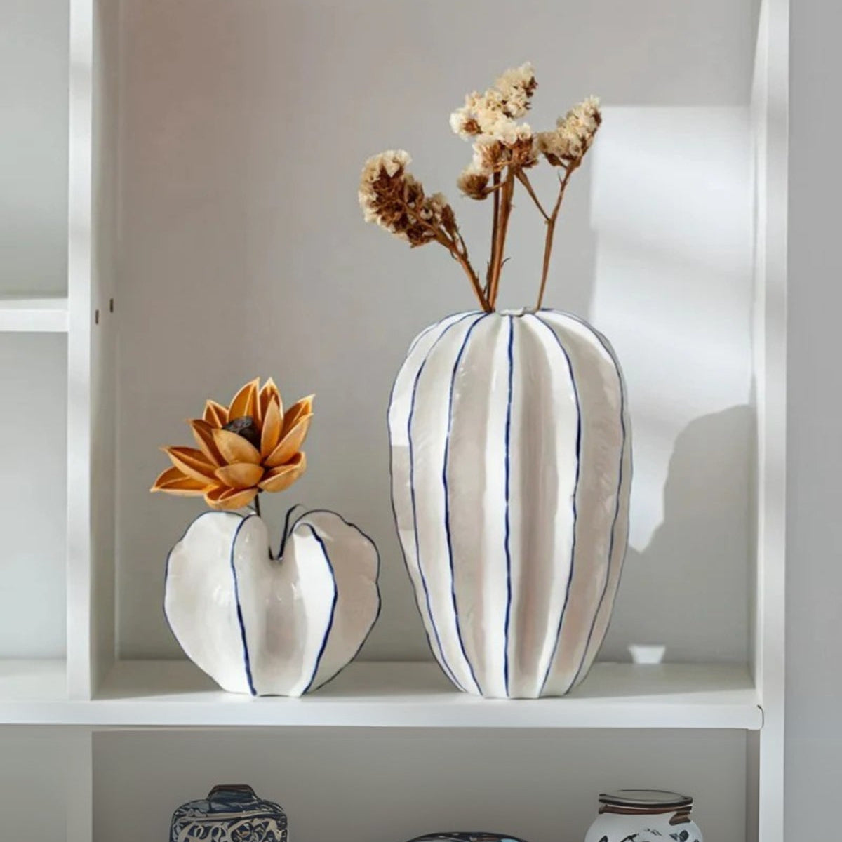 Vase en Céramique Le Jardin des Élégances – Raffinement Artistique et Charme Contemporain Vases Electro Paris