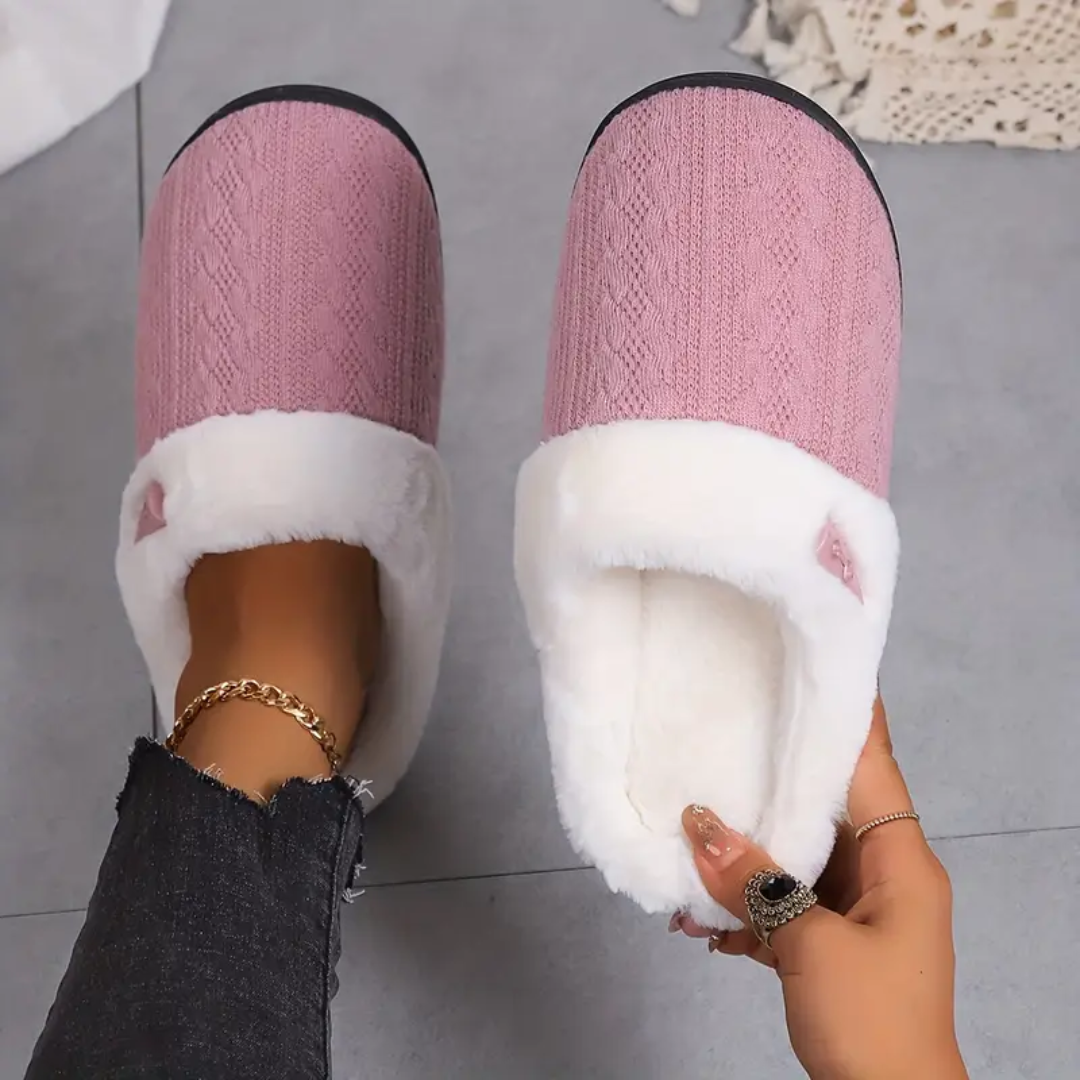 Pantoufles Sherpa en Peluche – Chaleur Infinie et Confort Élégant à la Maison Women Sandals & Slippers Electro Paris