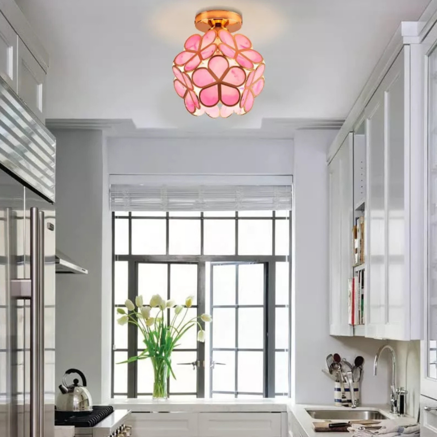 Plafonnier en Verre Doré – Éclat Floral et Élégance Intemporelle Ceiling Lamp Electro Paris