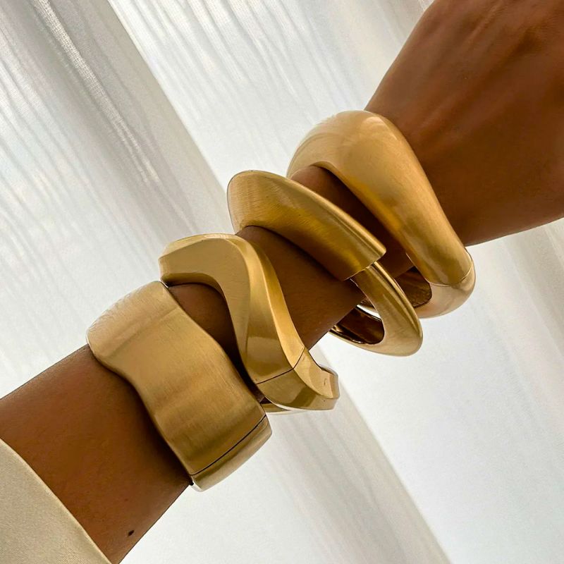Bracelet Vintage Golden Tide – Ensemble Sculptural en Métal Brossé Bracelets Electro Paris
