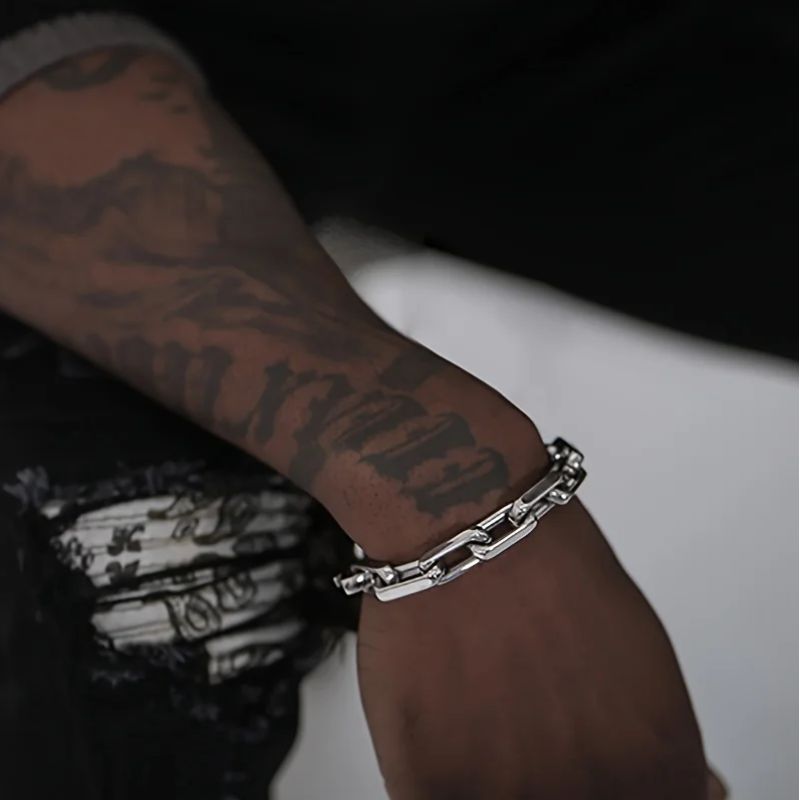 Bracelet en Fer pour Hommes – Accessoire Masculin Robuste Bracelets Electro Paris