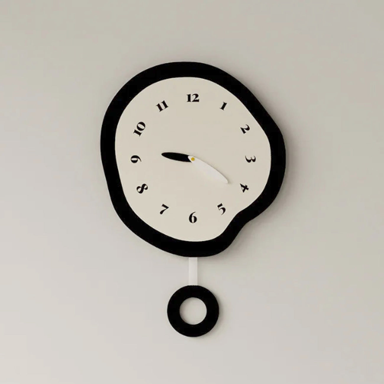 Horloge Murale Pendule Silencieuse Avec Design Abstrait Déformé Pour Intérieurs Modernes Wall Clocks Electro Paris