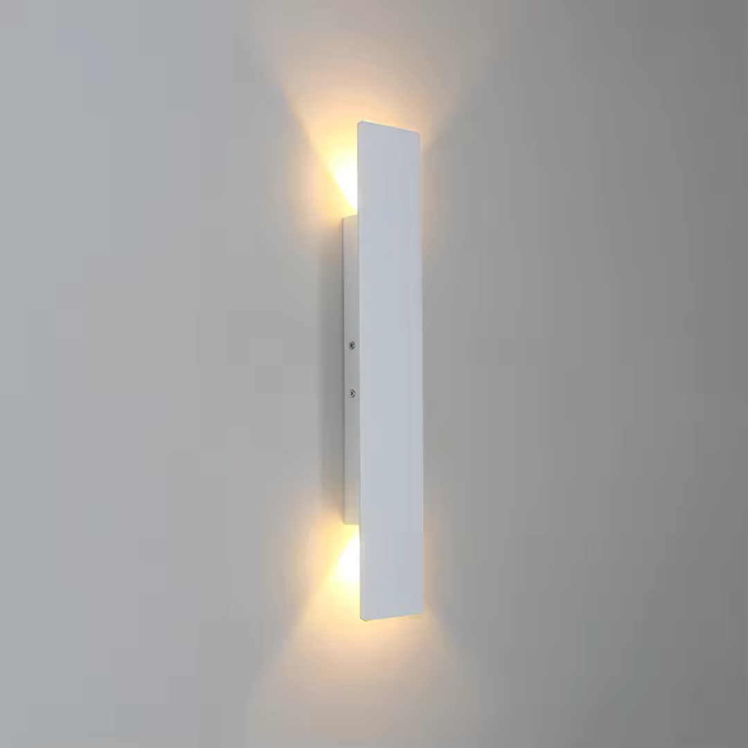Applique Murale Extérieure Moderne en Aluminium Résistant Wall lamps Electro Paris Blanc 18W | 7x41x3.8cm