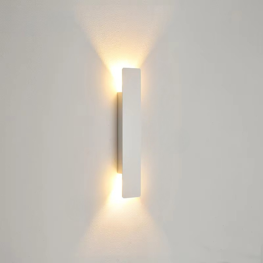 Applique murale d'extérieur élégante et étanche en aluminium fin Applique murale Electro Paris Blanc Blanc chaud 20.5 CM