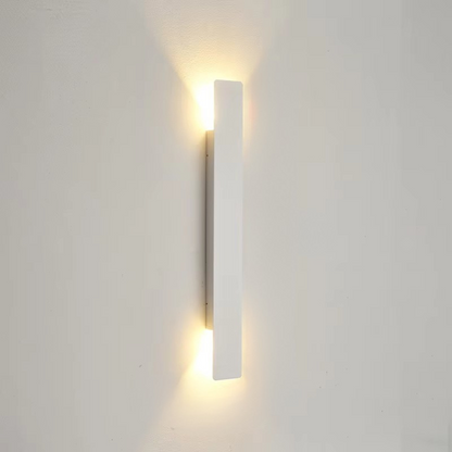 Applique murale d'extérieur élégante et étanche en aluminium fin Applique murale Electro Paris Blanc Blanc chaud 41 CM