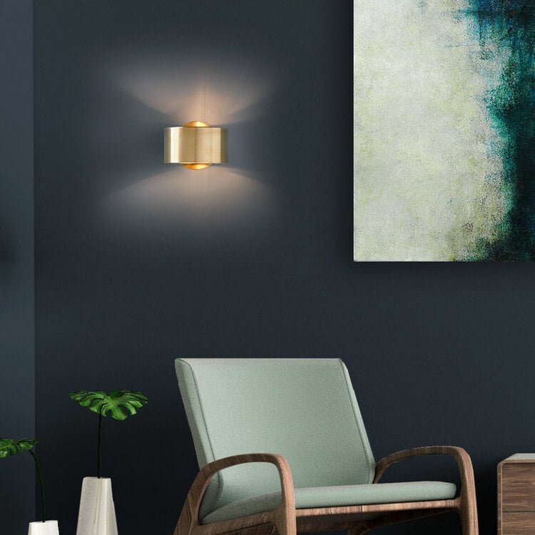 Applique Moderne en Laiton Brossé avec Design Minimaliste et Luminosité Réglable Éclairage mural Electro Paris