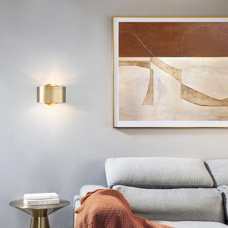 Applique Moderne en Laiton Brossé avec Design Minimaliste et Luminosité Réglable Éclairage mural Electro Paris
