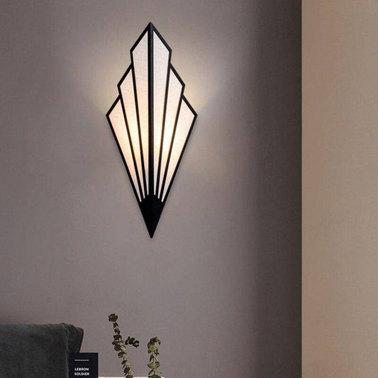 Applique Murale Triangulaire LED Vintage en Métal – Lampe Murale Rétro Éclairage Electro Paris Noir