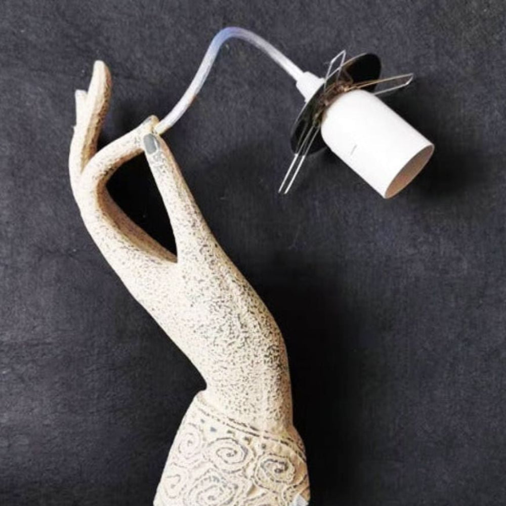 Applique avec main et boule lumineuse Wall lamps Electro Paris