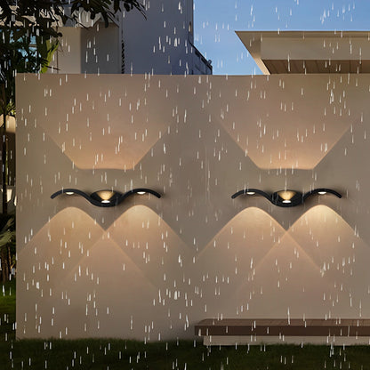 Applique murale LED d'extérieur au design incurvé moderne Wall lamps Electro Paris