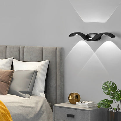 Applique murale LED d'extérieur au design incurvé moderne Wall lamps Electro Paris Noir Blanc froid