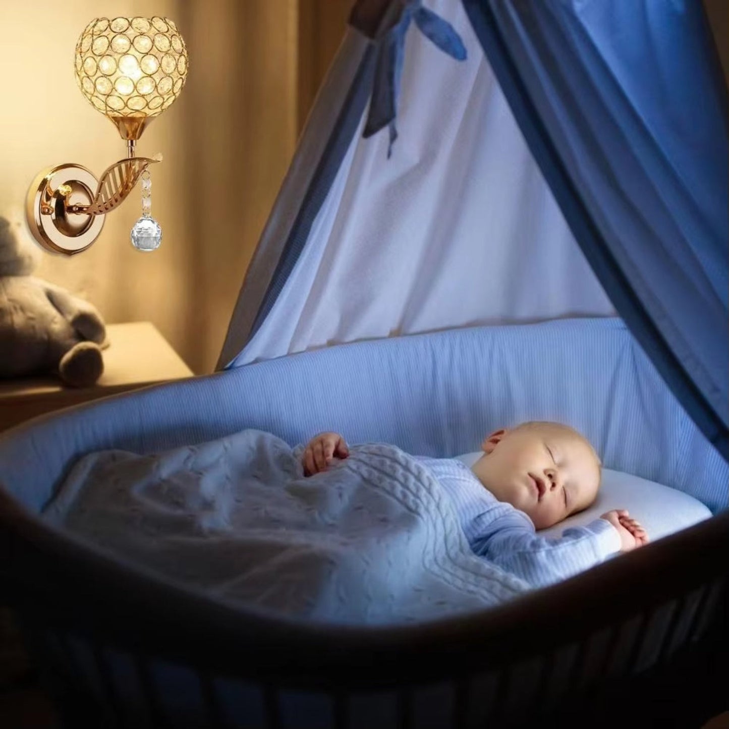 Applique murale LED moderne au design simple et élégant Wall lamps Electro Paris