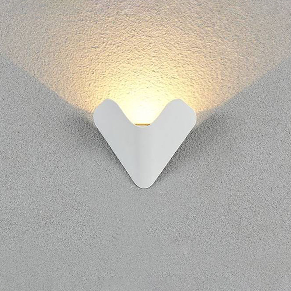 Applique murale LED moderne en forme de V pour l'intérieur et l'extérieur Wall lamps Electro Paris
