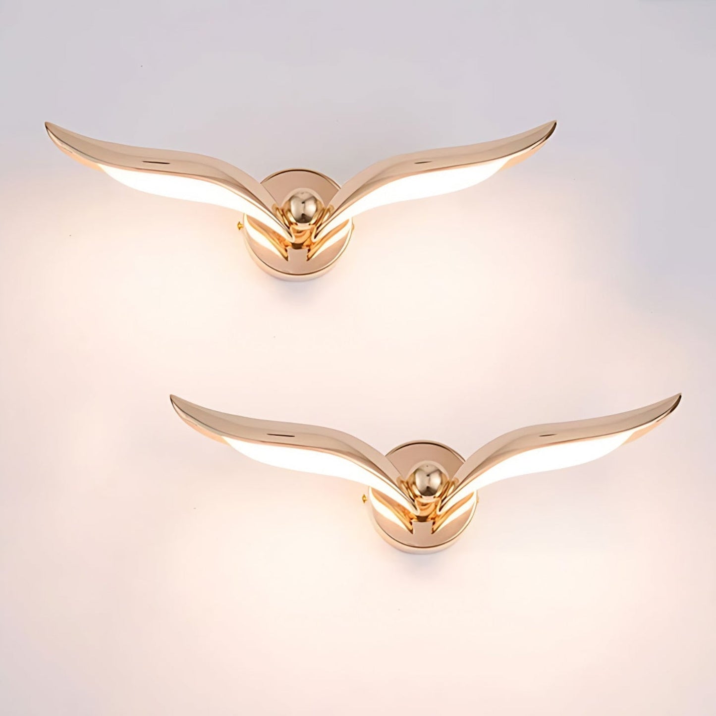 Applique murale élégante au design inspiré des oiseaux Wall lamps Electro Paris 2 pièces. Lumière neutre