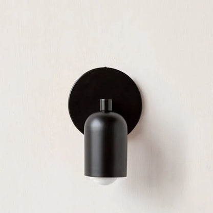 Applique murale minimaliste en verre coloré pour des pièces élégantes Wall lamps Electro Paris Noir