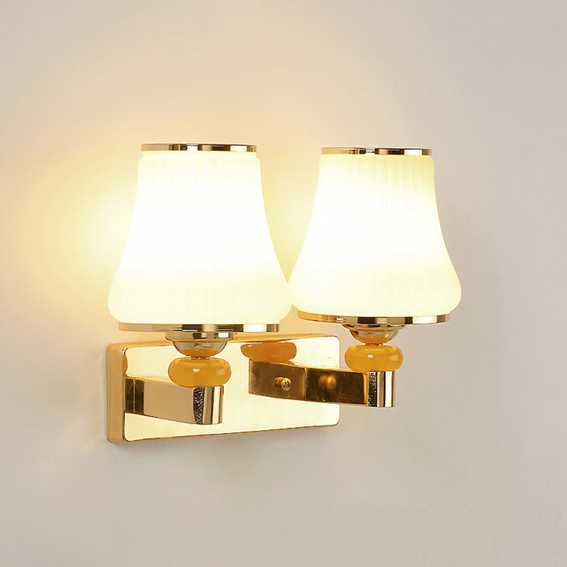 Applique murale moderne avec abat-jour incurvé artistique Wall lamps Electro Paris Cloche 2-lumières