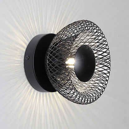 Applique murale moderne avec finition métallique élégante Wall lamps Electro Paris