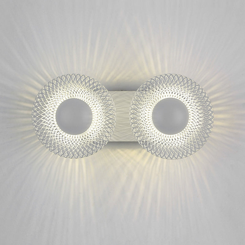 Applique murale moderne avec finition métallique élégante Wall lamps Electro Paris Blanc 2 lumières