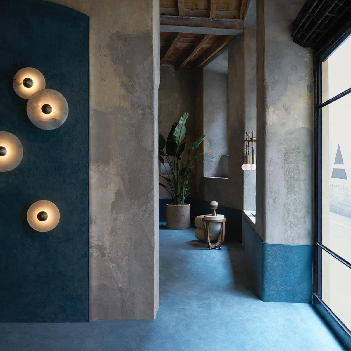 Applique murale ronde moderne à lumière douce et diffuse Wall lamps Electro Paris