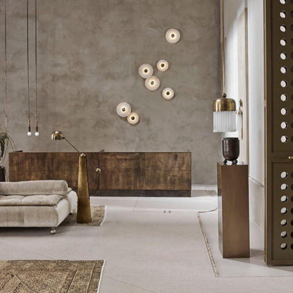 Applique murale ronde moderne à lumière douce et diffuse Wall lamps Electro Paris