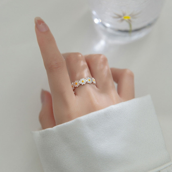 Bague Fleur Marguerite – Charme et Élégance Naturelle au Quotidien Electro Paris