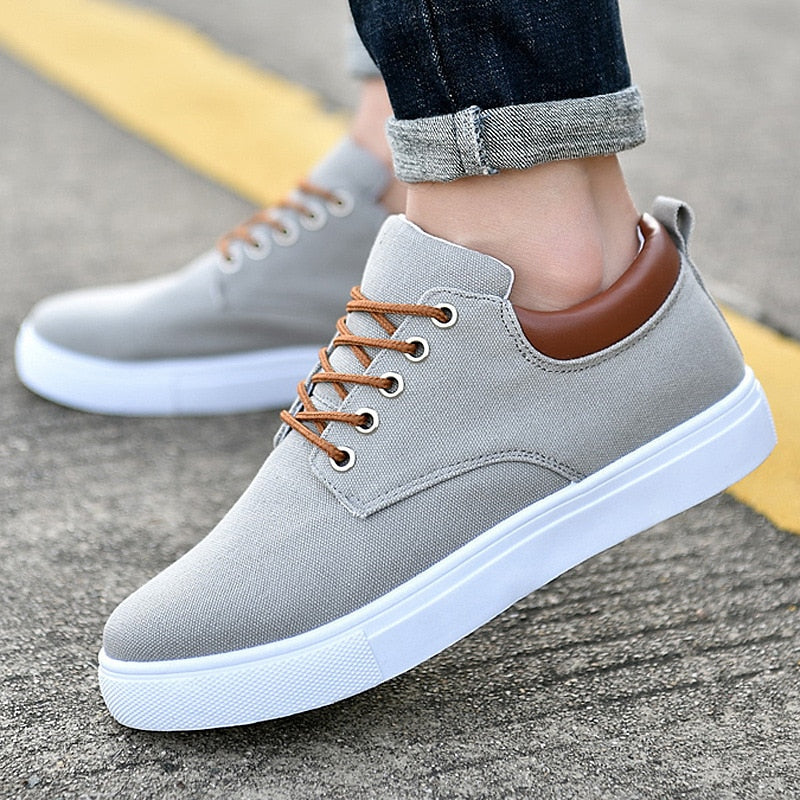 Baskets en Toile pour Hommes à Semelle Blanche – Chaussures Décontractées pour un Style Moderne Baskets pour hommes Electro Paris Gris 39