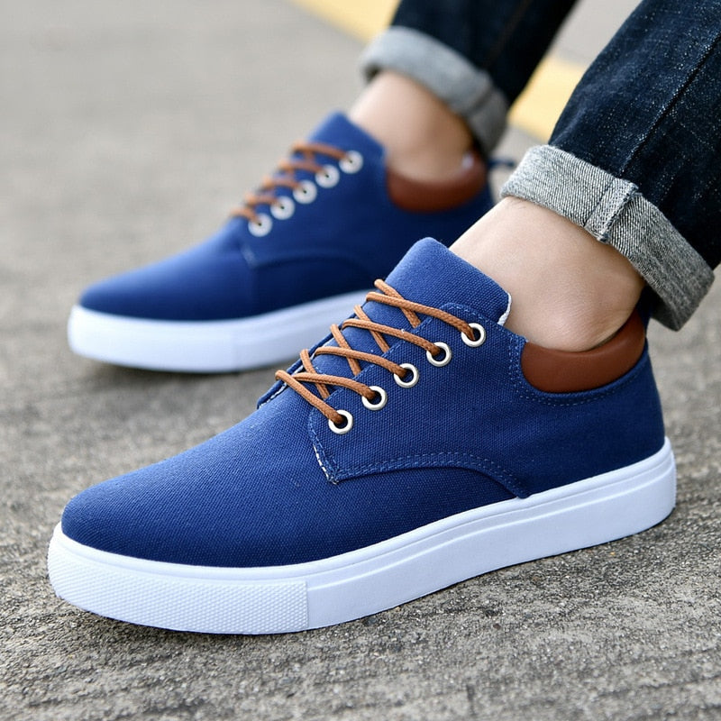 Baskets en Toile pour Hommes à Semelle Blanche – Chaussures Décontractées pour un Style Moderne Baskets pour hommes Electro Paris Bleu 39