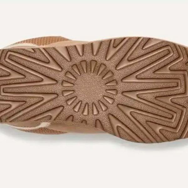 Bottes Hiver en Suédine – Chaleur et Élégance Douillette Electro Paris