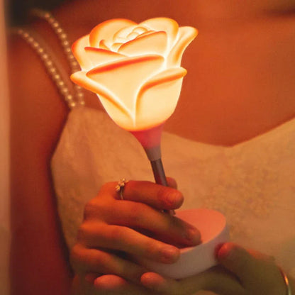 Bougie LED romantique en forme de rose pour plus de confort et de décoration Children Lamps Electro Paris