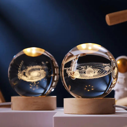 Veilleuse Boule de Cristal Gravée 3D avec Socle LED en Bois pour Décoration Élégante Lumières de nuit Electro Paris