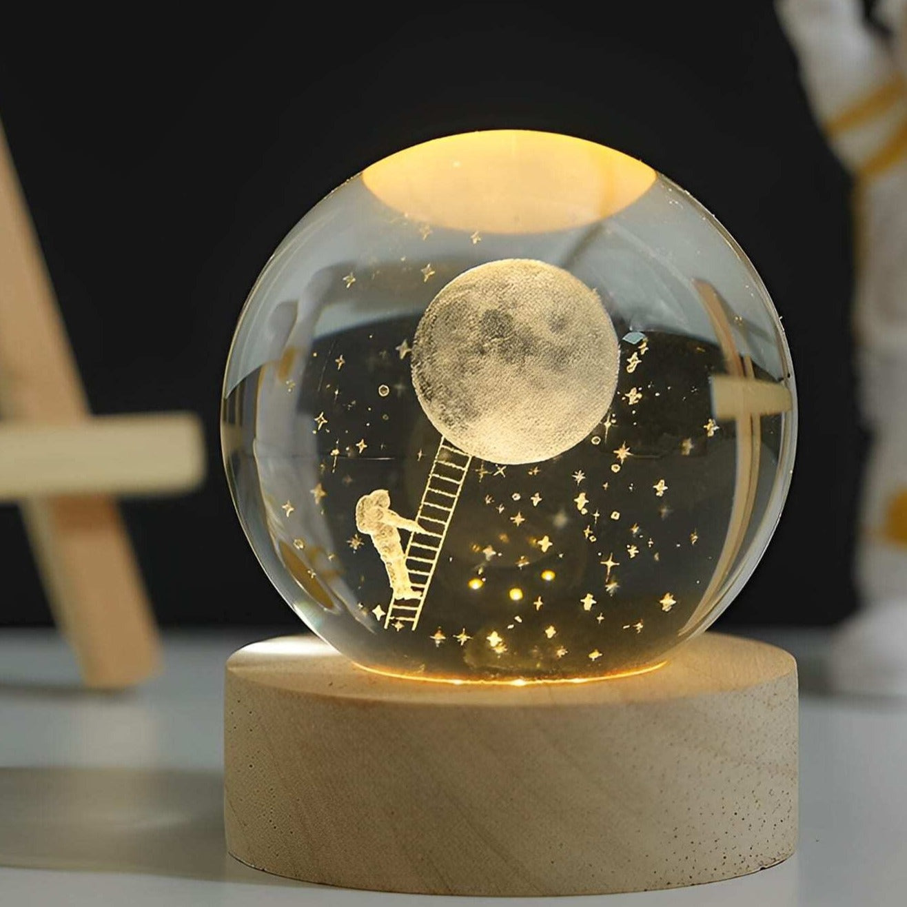 Veilleuse Boule de Cristal Gravée 3D avec Socle LED en Bois pour Décoration Élégante Lumières de nuit Electro Paris Échelle vers le ciel