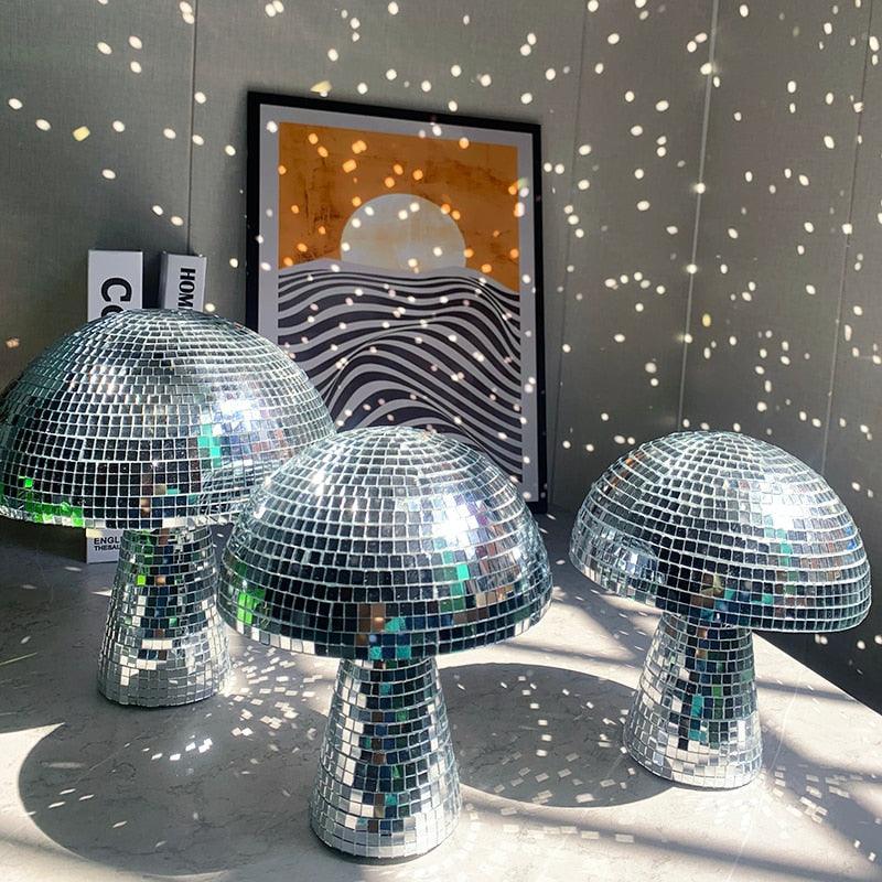 Boule disco rétro en forme de champignon pour une décoration d'intérieur festive Éclairage décoratif Electro Paris