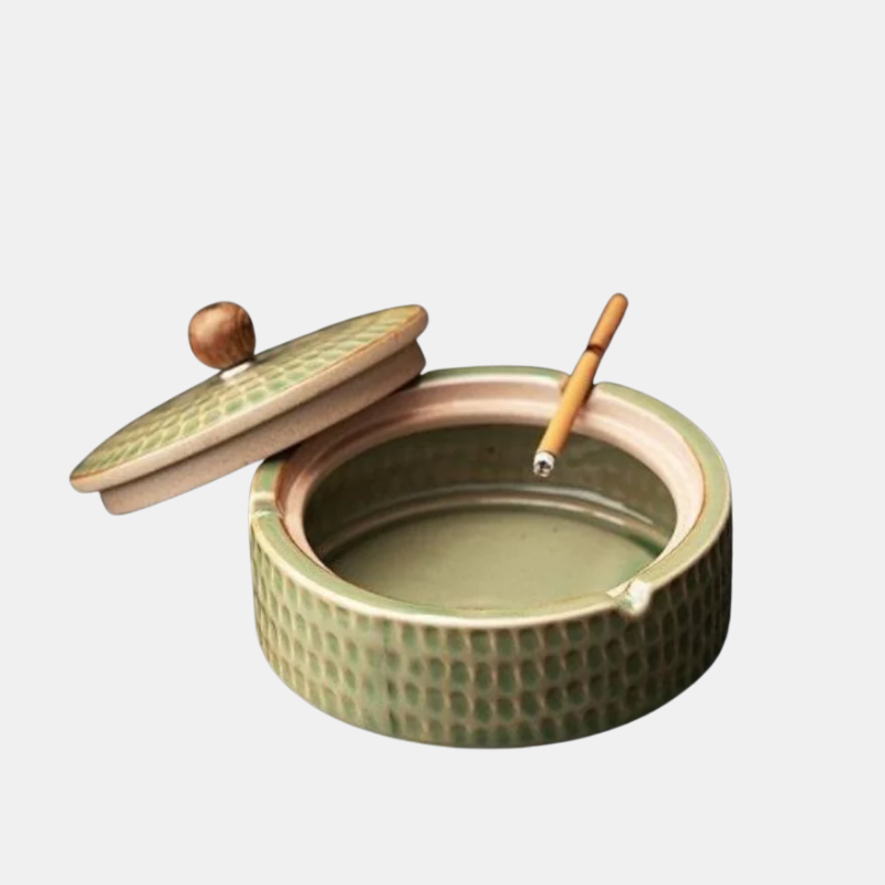 Cendrier en Céramique Artisanale avec Couvercle en Bois – Élément Décoratif et Pratique Cendriers Electro Paris Vert
