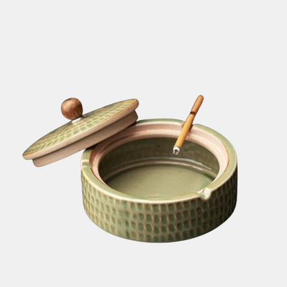 Cendrier en Céramique Artisanale avec Couvercle en Bois – Élément Décoratif et Pratique Cendriers Electro Paris Vert