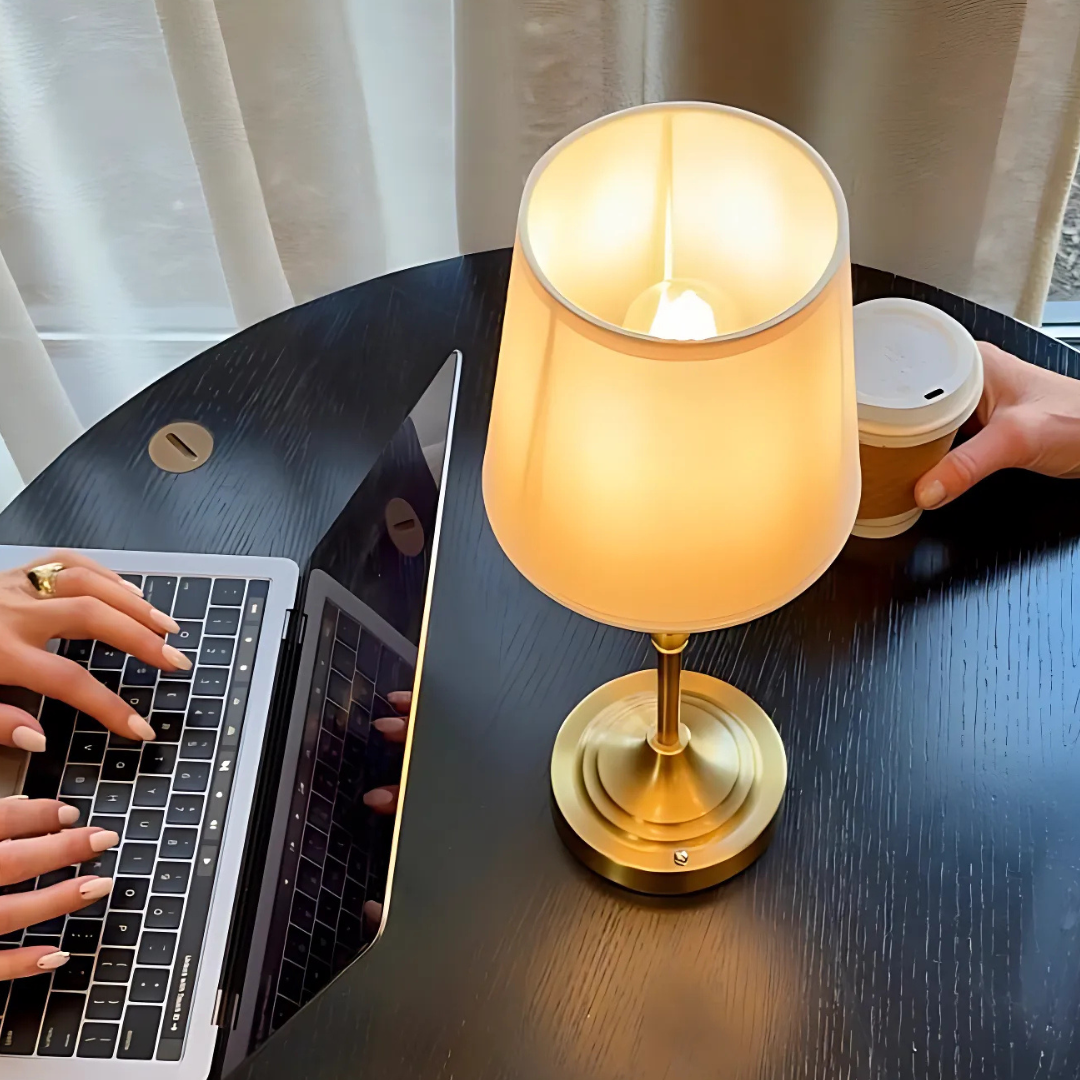 Lampe Portable USB Type-C – Éclairage Moderne et Durable Lampe de table Electro Paris